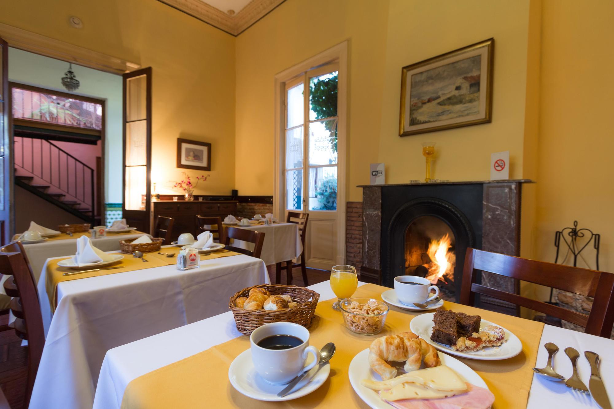 Posada Del Virrey Colonia del Sacramento Eksteriør billede